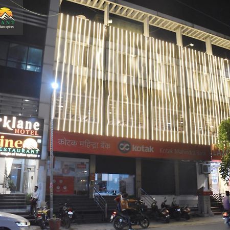 Hotel Parklane Agra (Uttar Pradesh) Εξωτερικό φωτογραφία