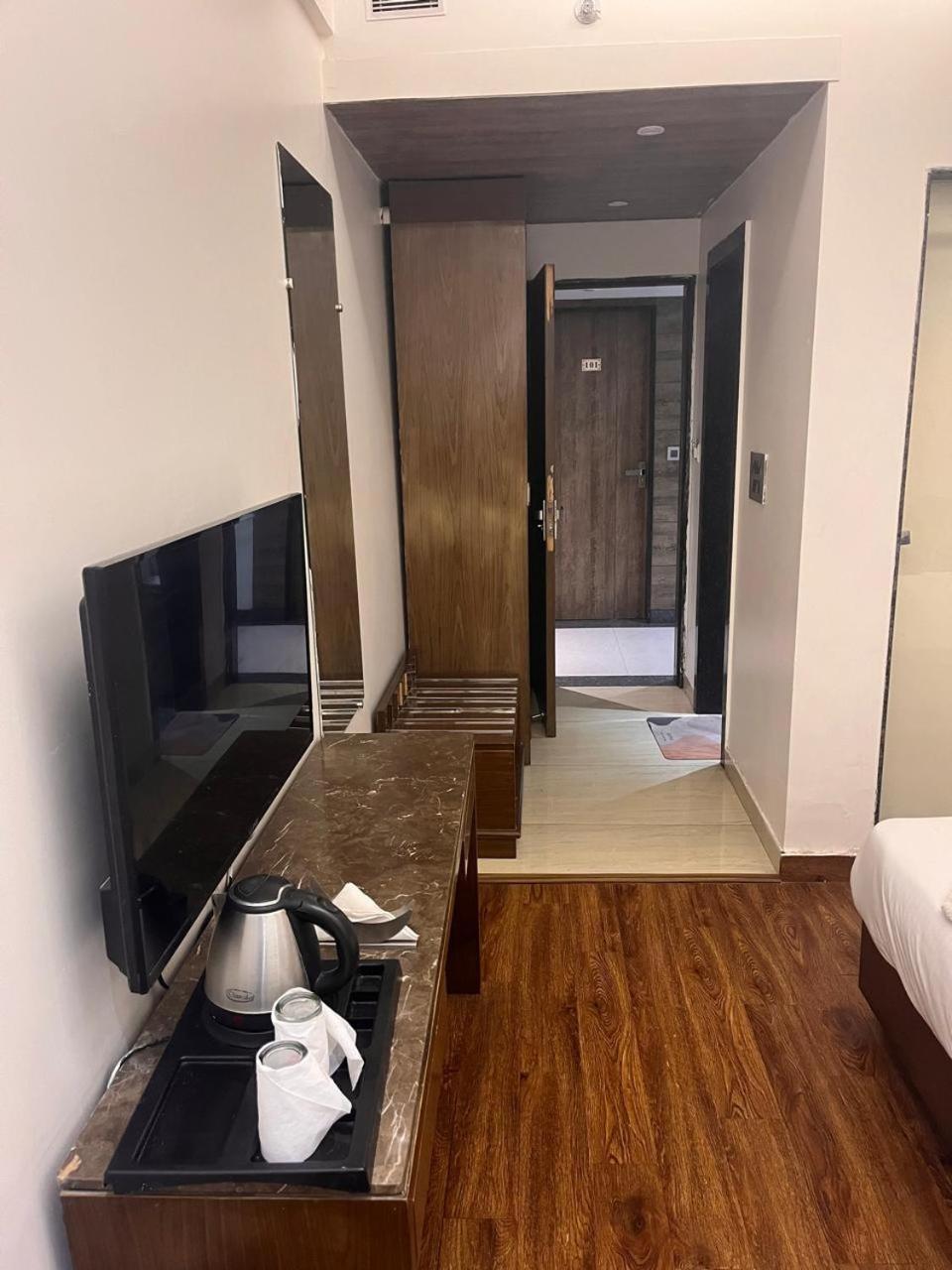 Hotel Parklane Agra (Uttar Pradesh) Εξωτερικό φωτογραφία