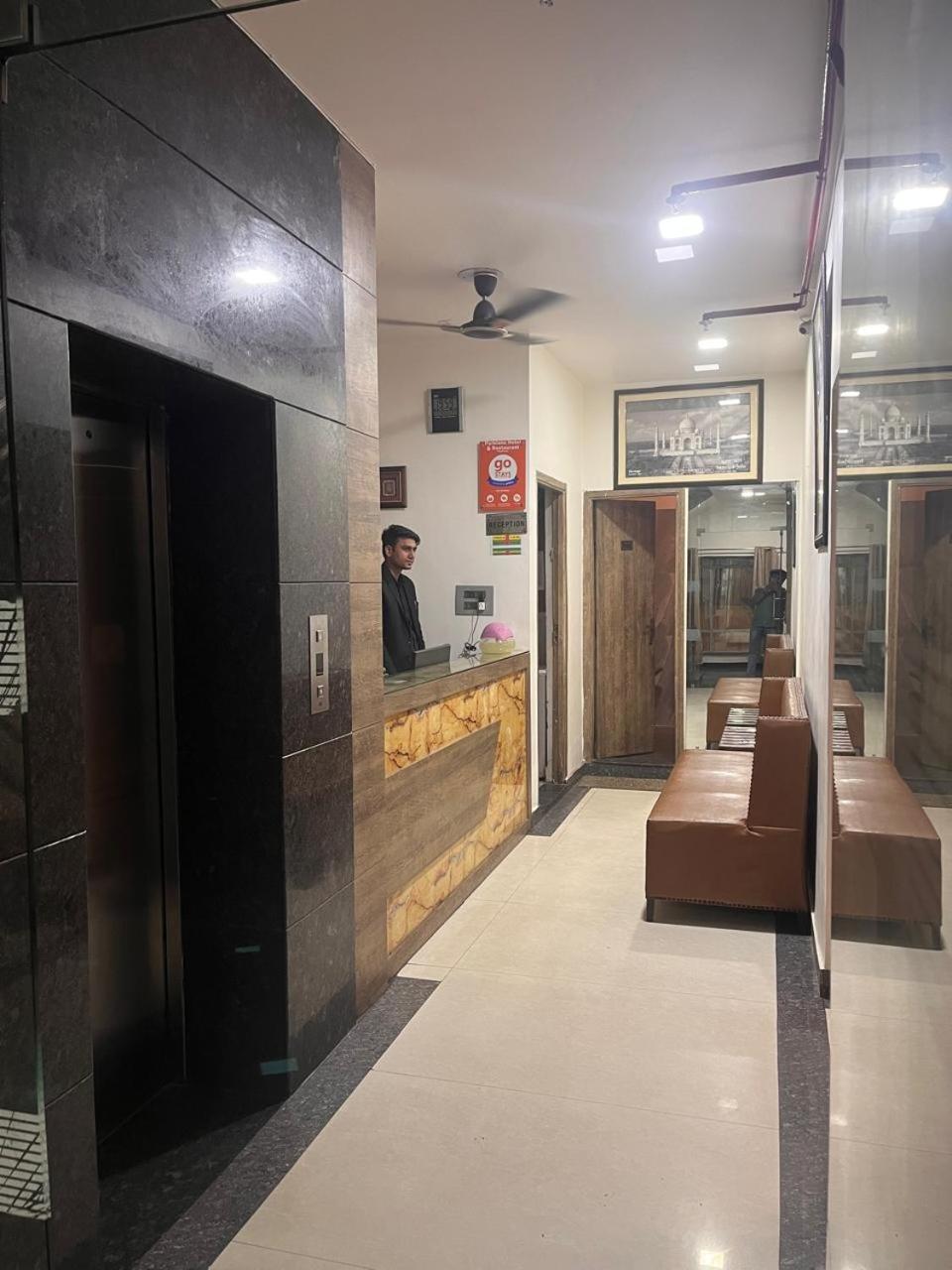 Hotel Parklane Agra (Uttar Pradesh) Εξωτερικό φωτογραφία